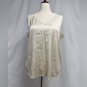 Eileen Fisher 100% Silk V-Neck Sleeveless Blouse